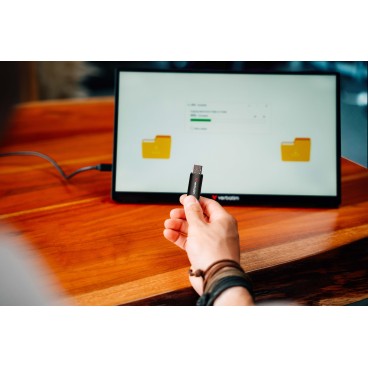 Verbatim V200 Metal USB Drive 64GB lecteur USB flash 64 Go USB Type-A 3.2 Gen 1 (3.1 Gen 1) Noir