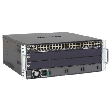 NETGEAR M6100-44G3-POE+ Géré Gigabit Ethernet (10 100 1000) Connexion Ethernet, supportant l'alimentation via ce port (PoE) 4U