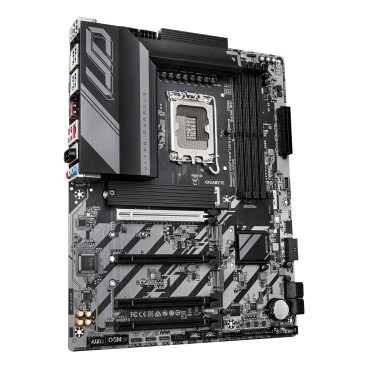 GIGABYTE Carte mère Z890 UD WIFI6E - Prend en charge les processeurs Intel Core Ultra (Série 2), VRM à 12+1+2 phases, jusqu'à