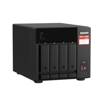 QNAP TS-473A + QSW-1105-5T Bundle Pack NAS Tower Ryzen Embedded V1500B 8 Go DDR4 QNAP Turbo System Noir