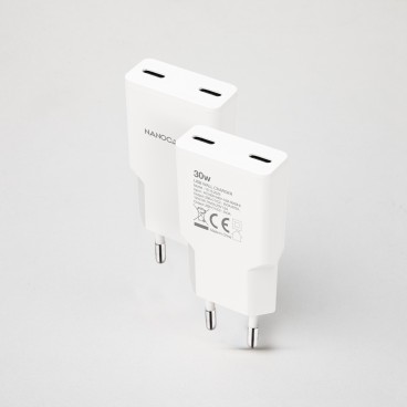 Nanocable 10.10.2029 chargeur d'appareils mobiles Smartphone Blanc Secteur Charge rapide Intérieure